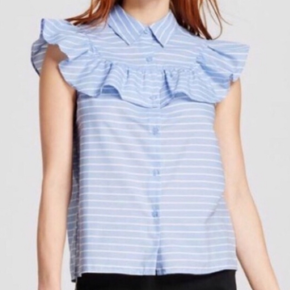 Who What Wear Size M Ruffle Top